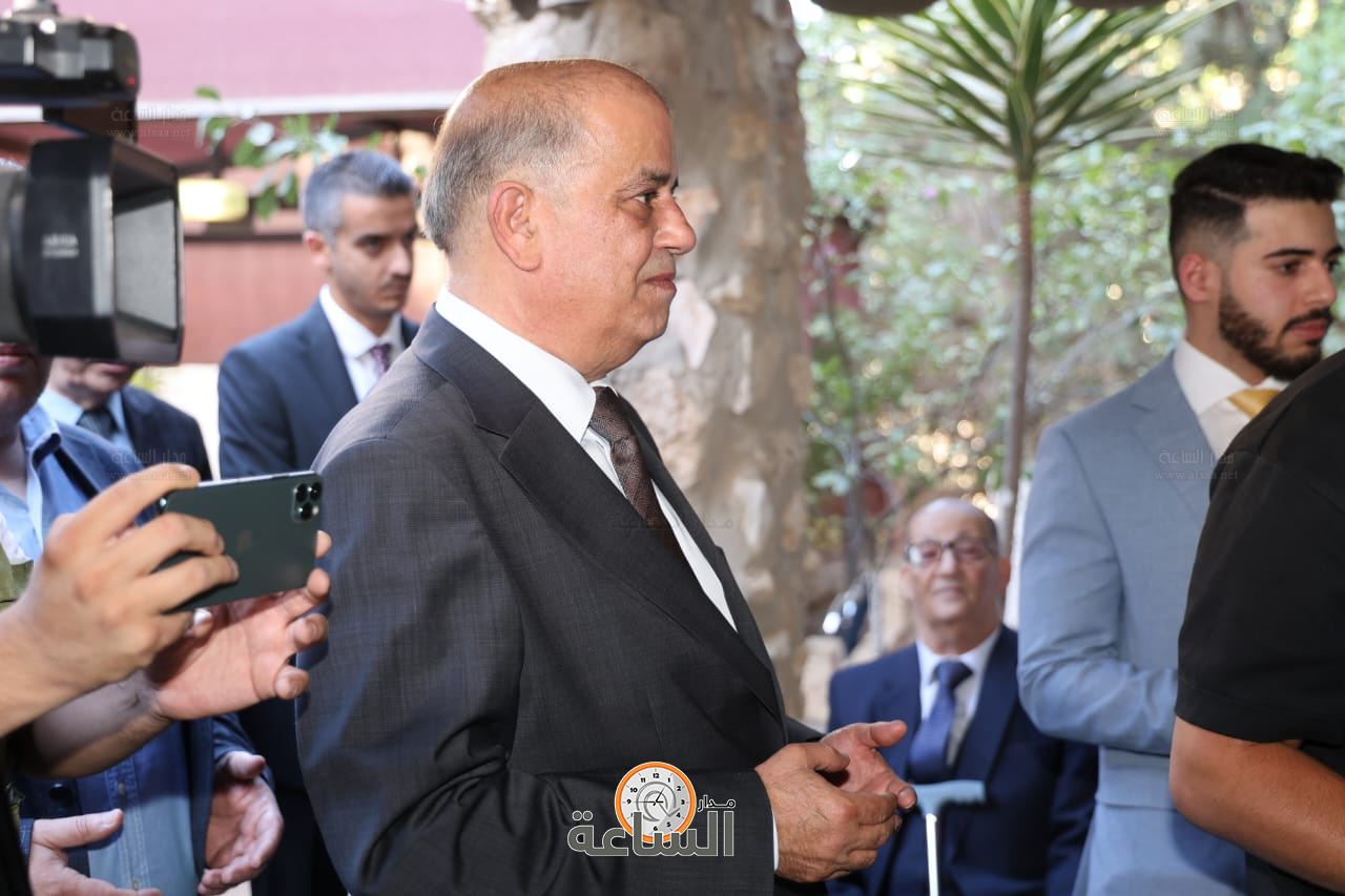 Madar Al-Saa Images 0.5562339057086291