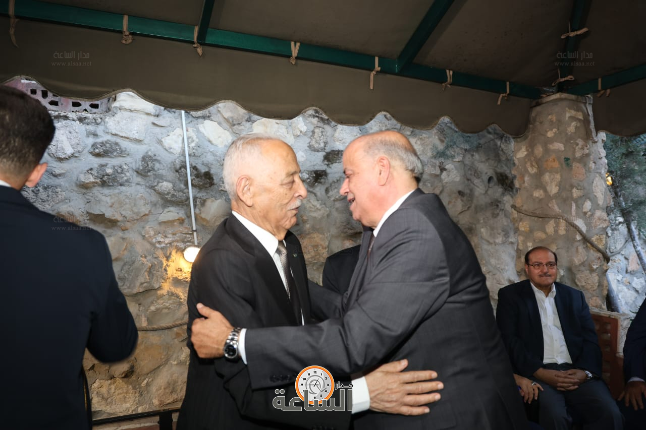 Madar Al-Saa Images 0.16991028555278842