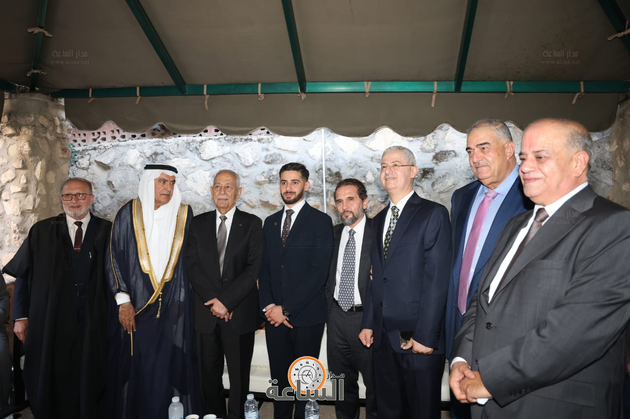 Madar Al-Saa Images 0.975962875663229