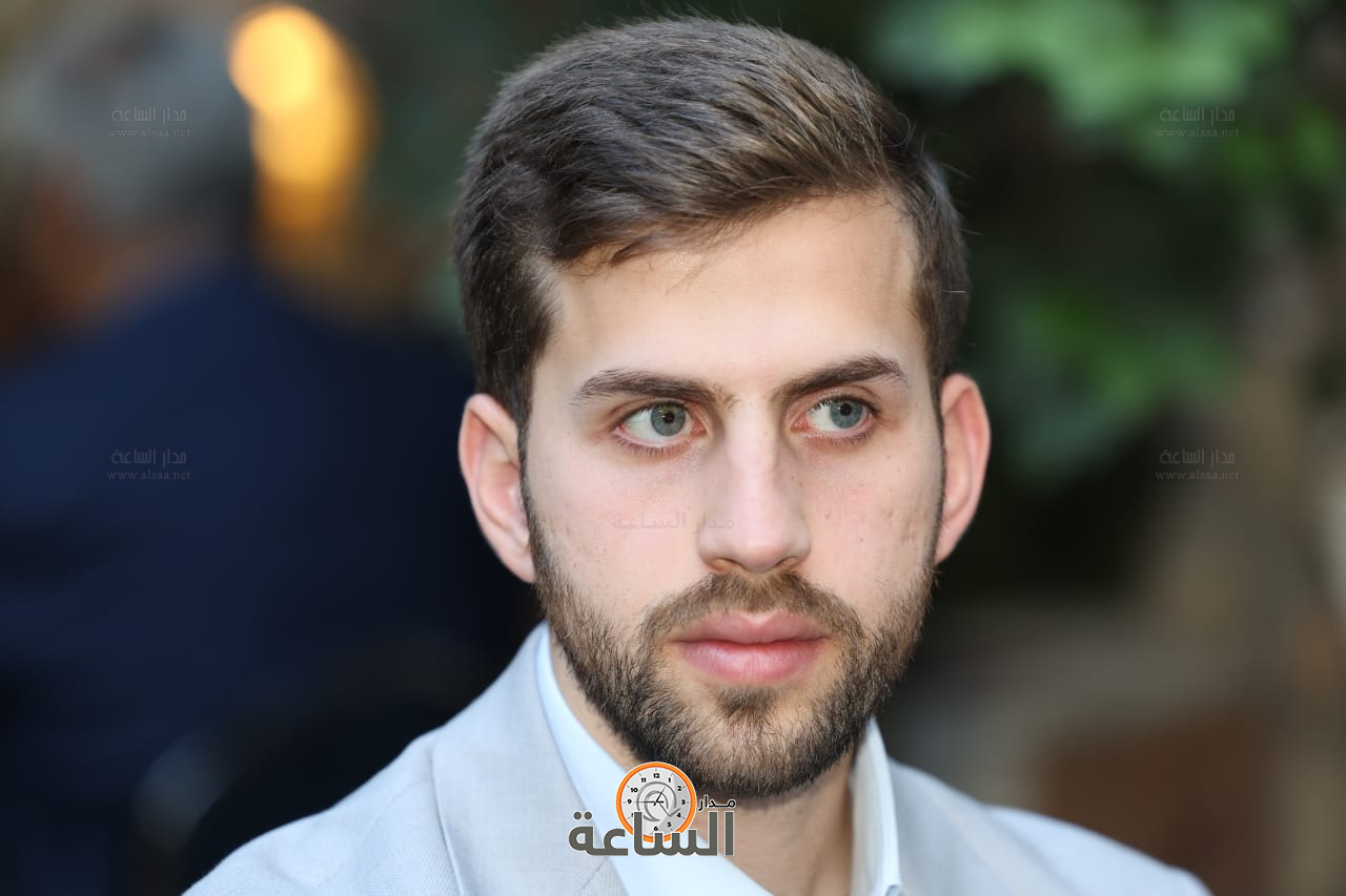 Madar Al-Saa Images 0.19154310443963363