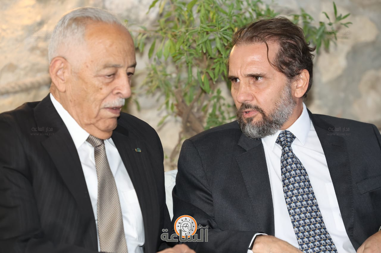 Madar Al-Saa Images 0.8511941734417396