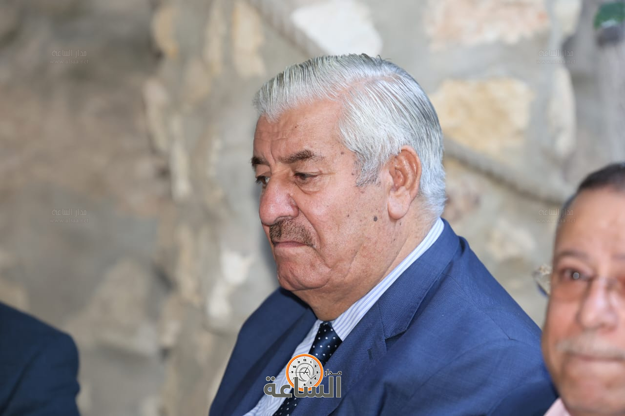 Madar Al-Saa Images 0.03900598169001235