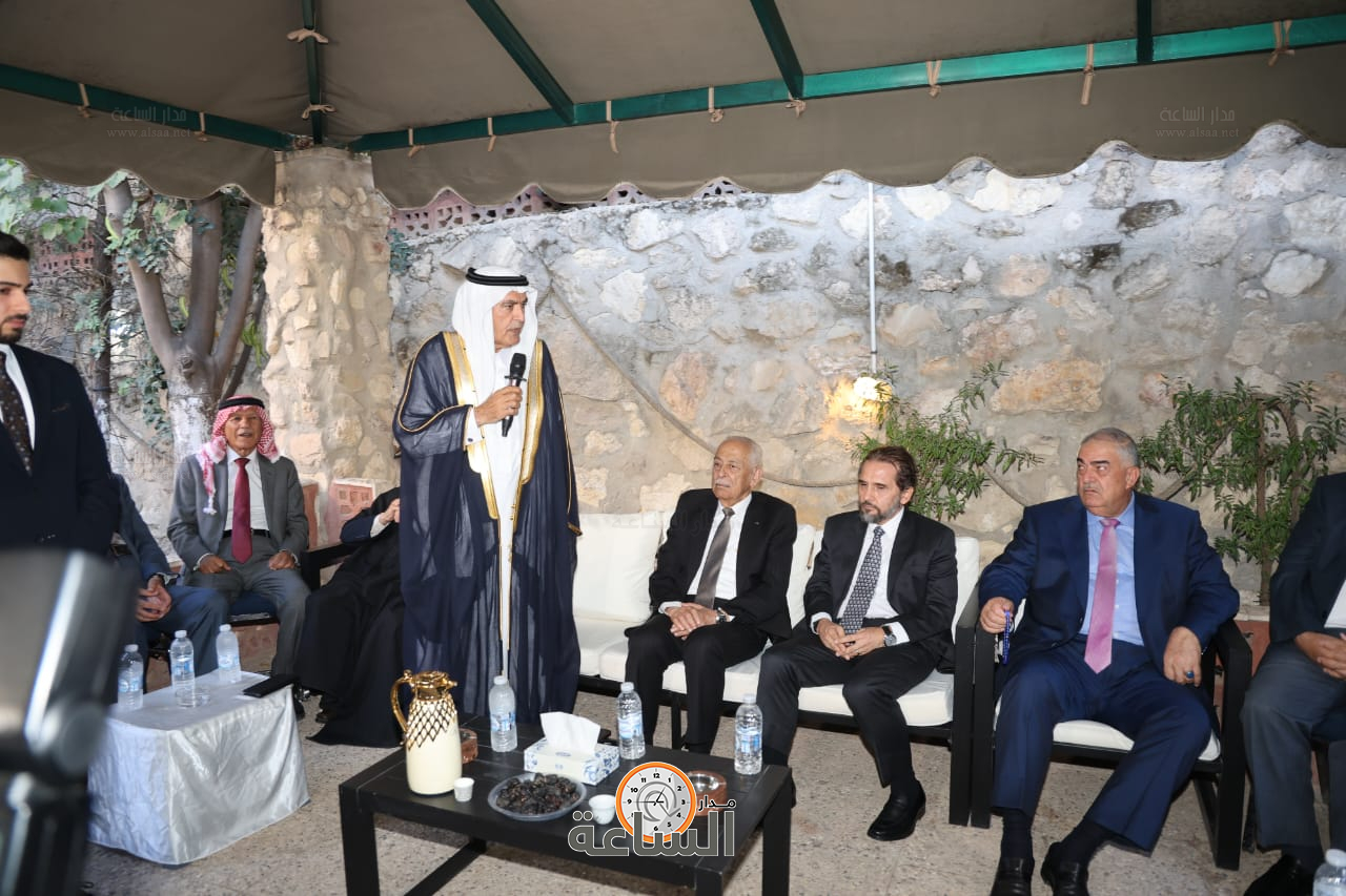 Madar Al-Saa Images 0.6526821115687991