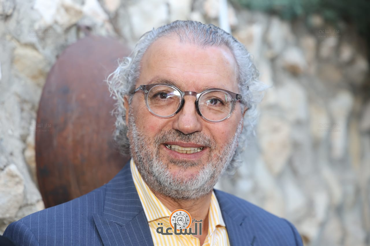 Madar Al-Saa Images 0.8464036761618031