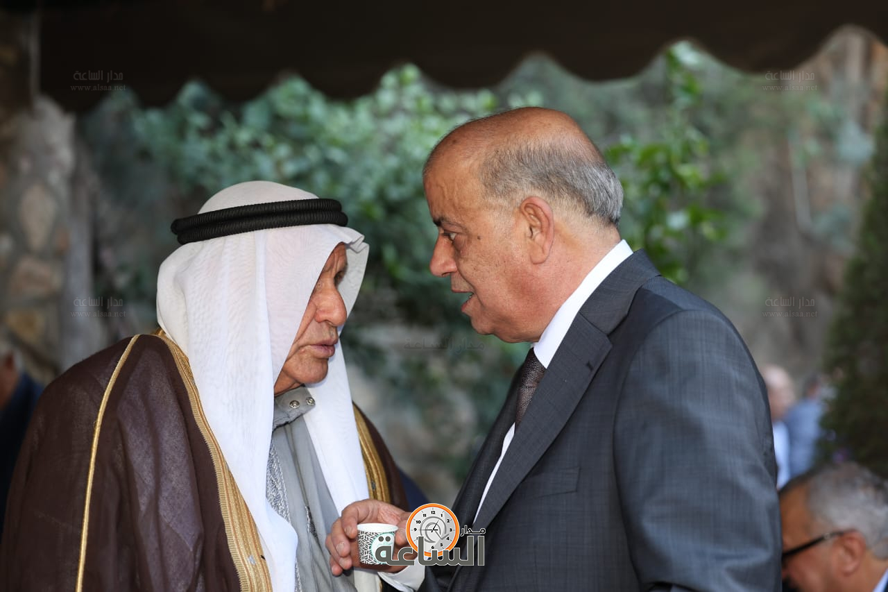 Madar Al-Saa Images 0.42992225101176695