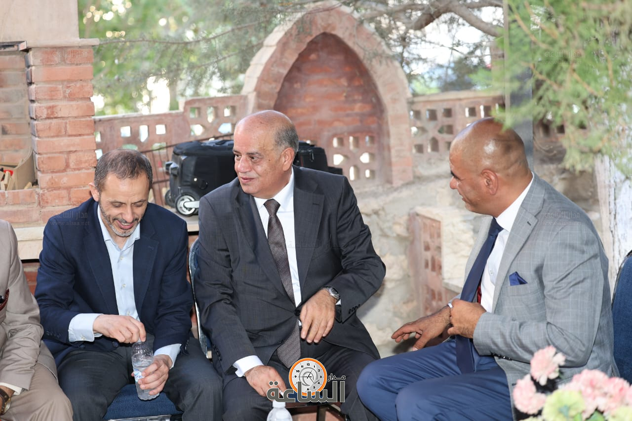 Madar Al-Saa Images 0.13817385247276637