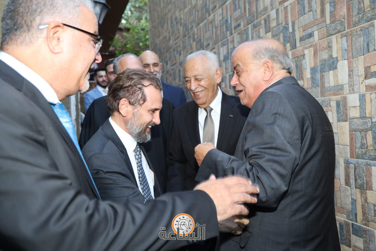 Madar Al-Saa Images 0.5954354807018465