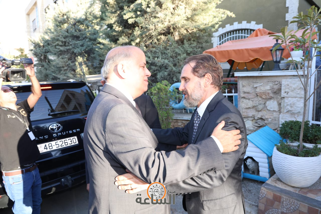 Madar Al-Saa Images 0.3150832515541464