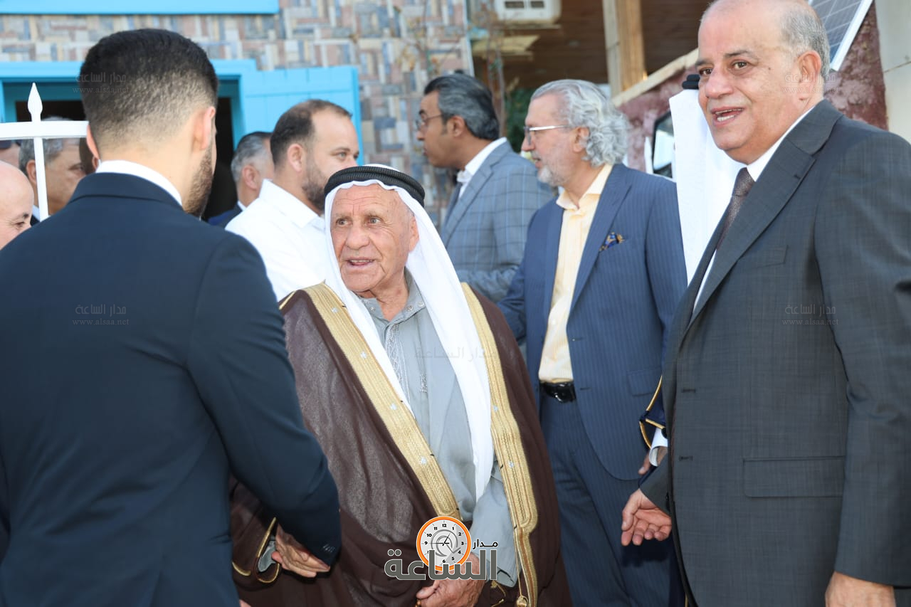 Madar Al-Saa Images 0.7177448867656867