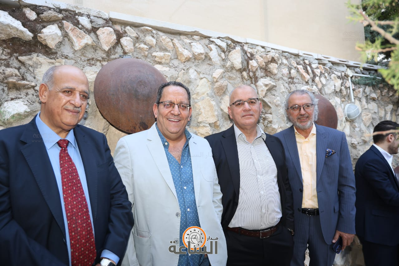 Madar Al-Saa Images 0.023355168669140447