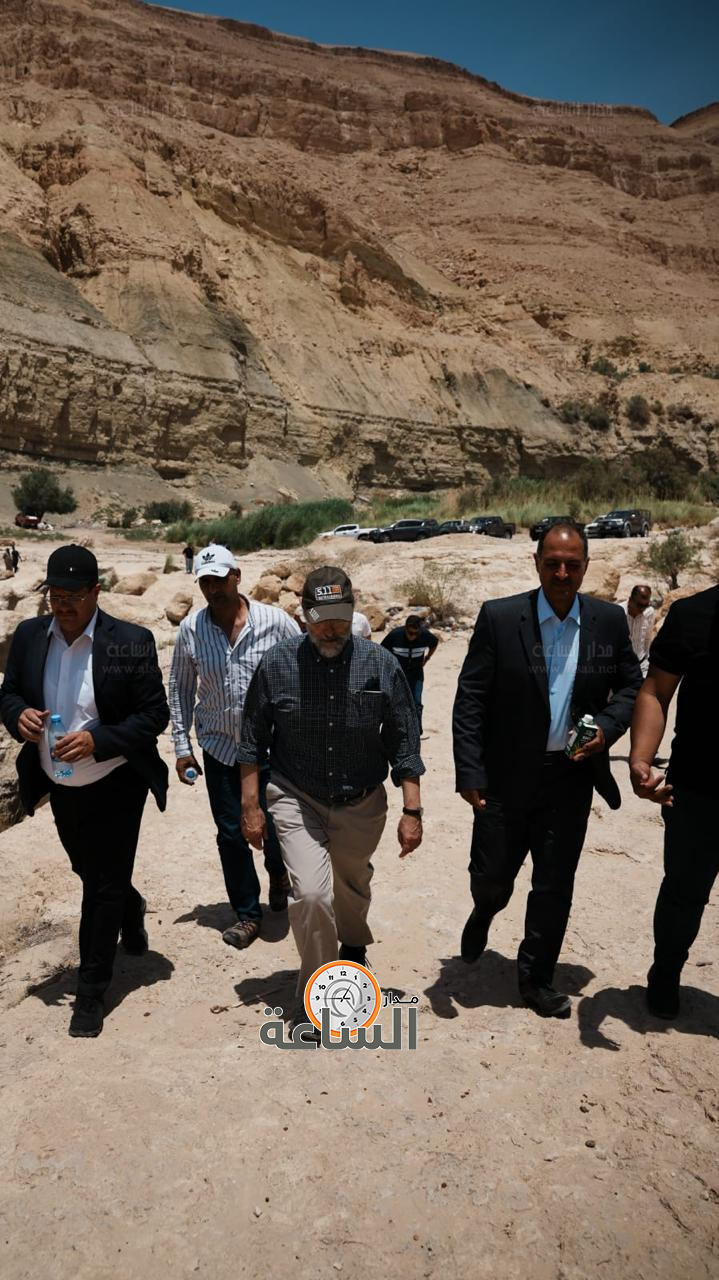 Madar Al-Saa Images 0.5768101708275492