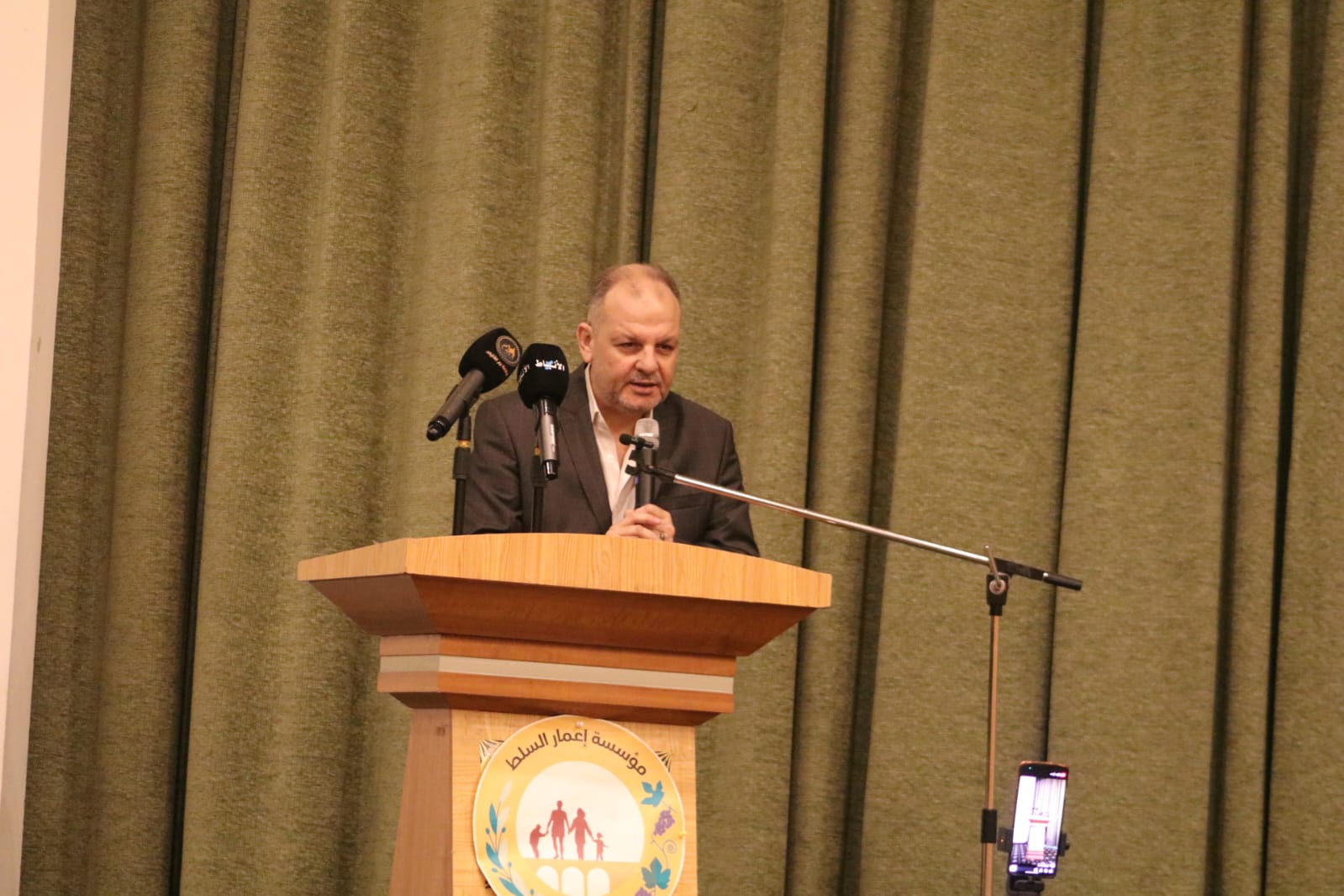 Madar Al-Saa Images 0.583005773791051