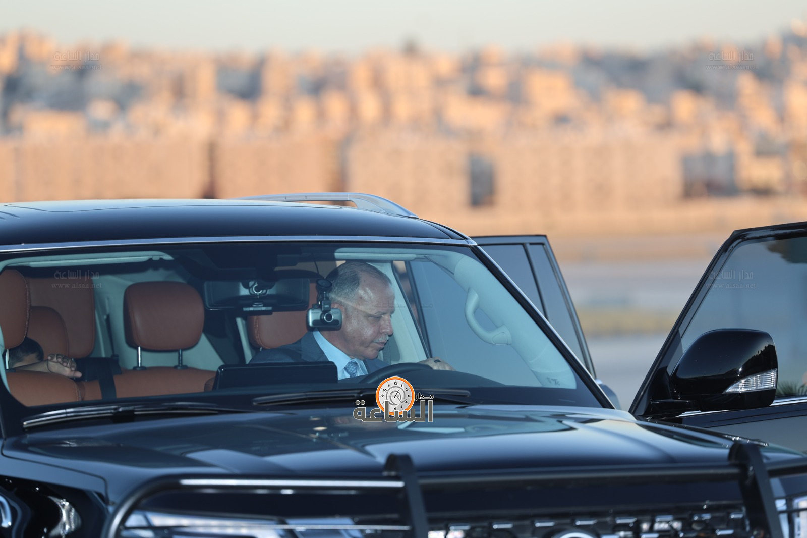 Madar Al-Saa Images 0.1003137159002101