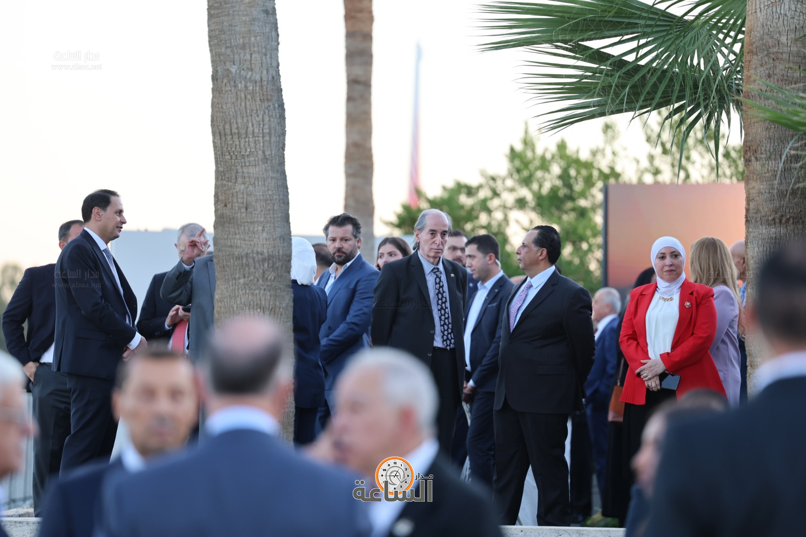 Madar Al-Saa Images 0.3775382207735052