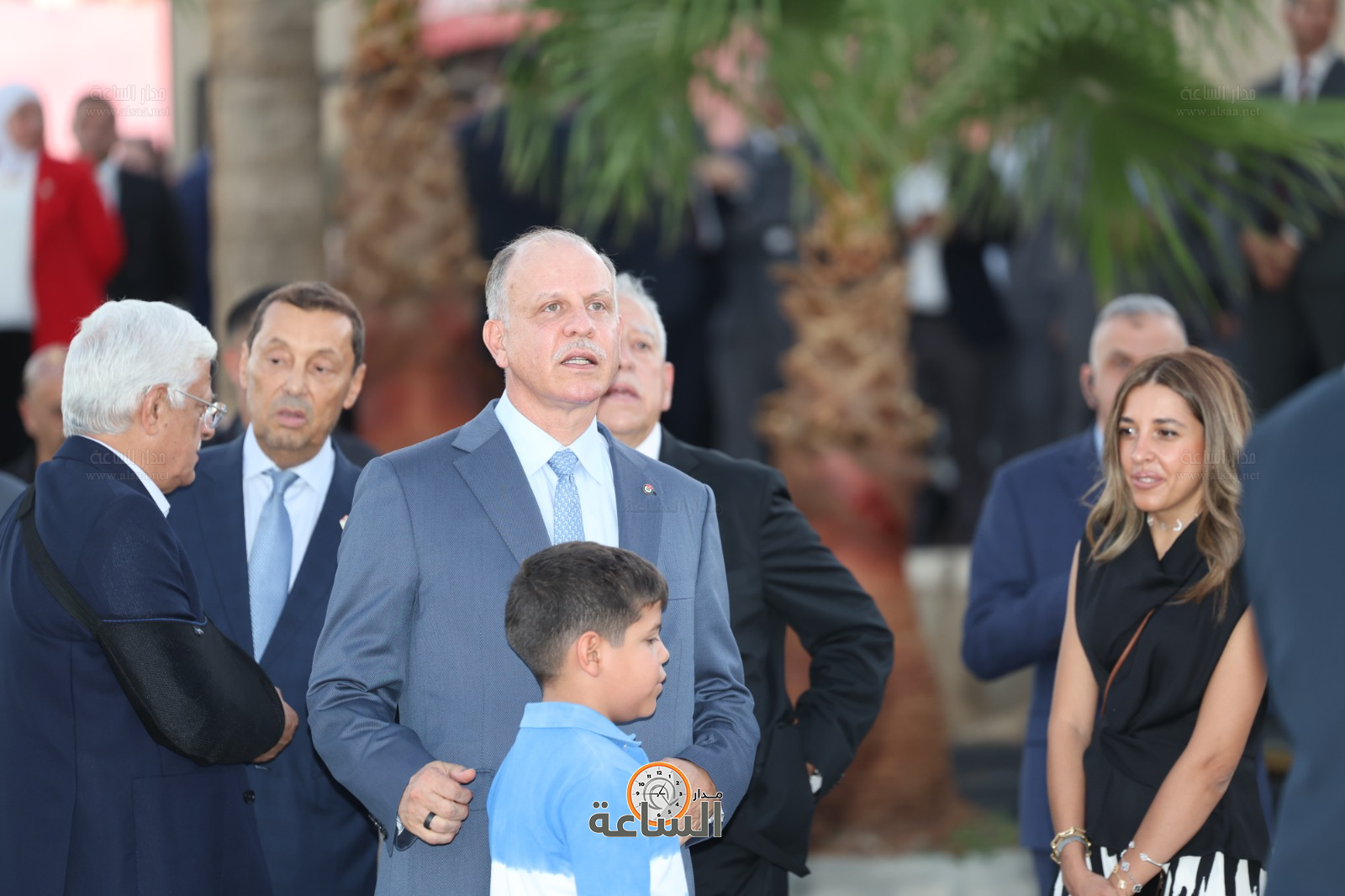 Madar Al-Saa Images 0.7992155975693175