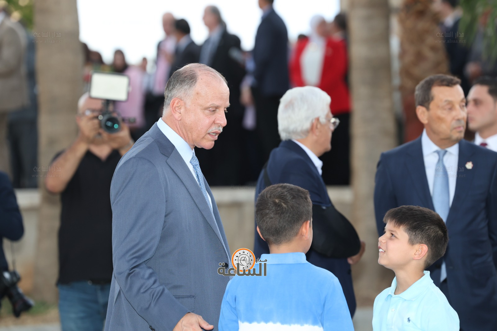 Madar Al-Saa Images 0.746496680500747