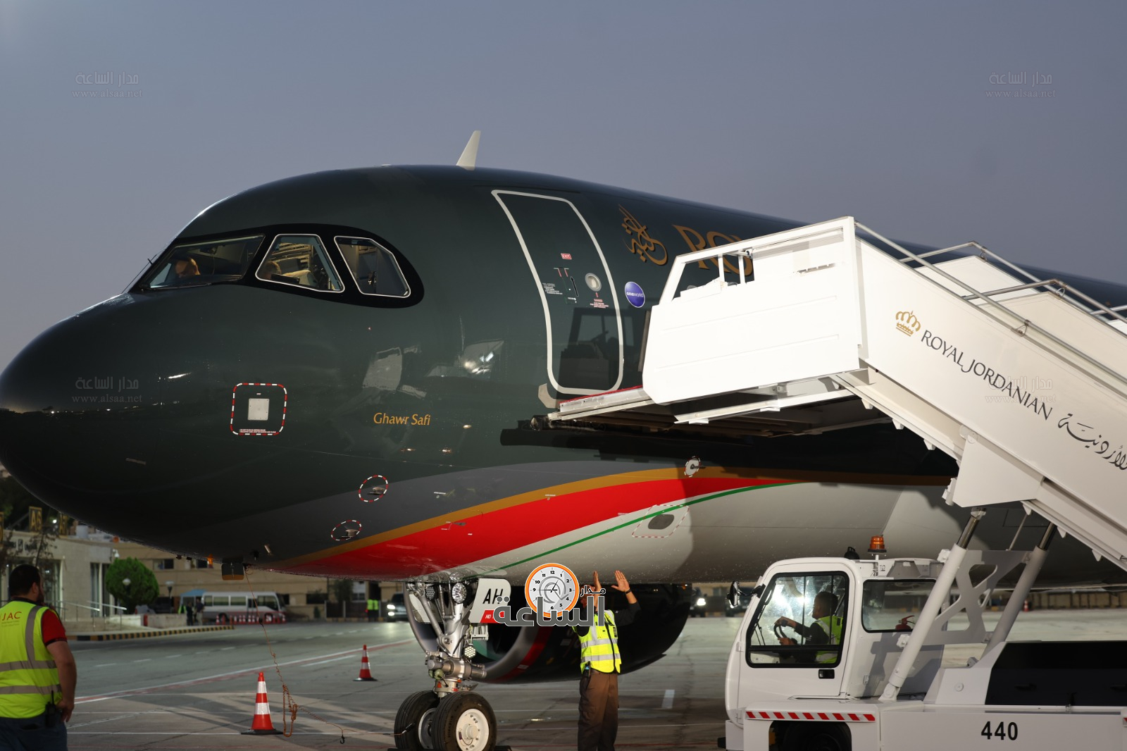 Madar Al-Saa Images 0.4073831211943363