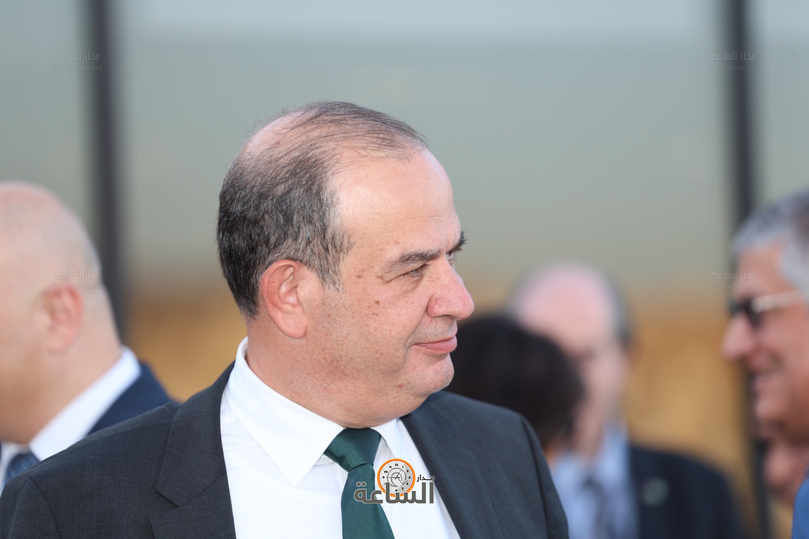 Madar Al-Saa Images 0.7061366624829499