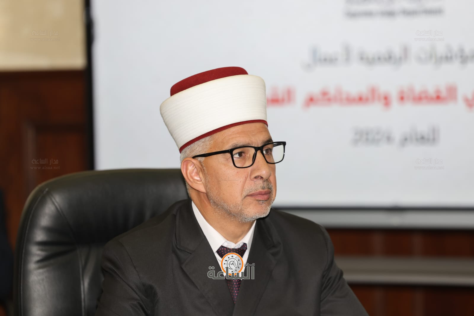 Madar Al-Saa Images 0.4857304502517552