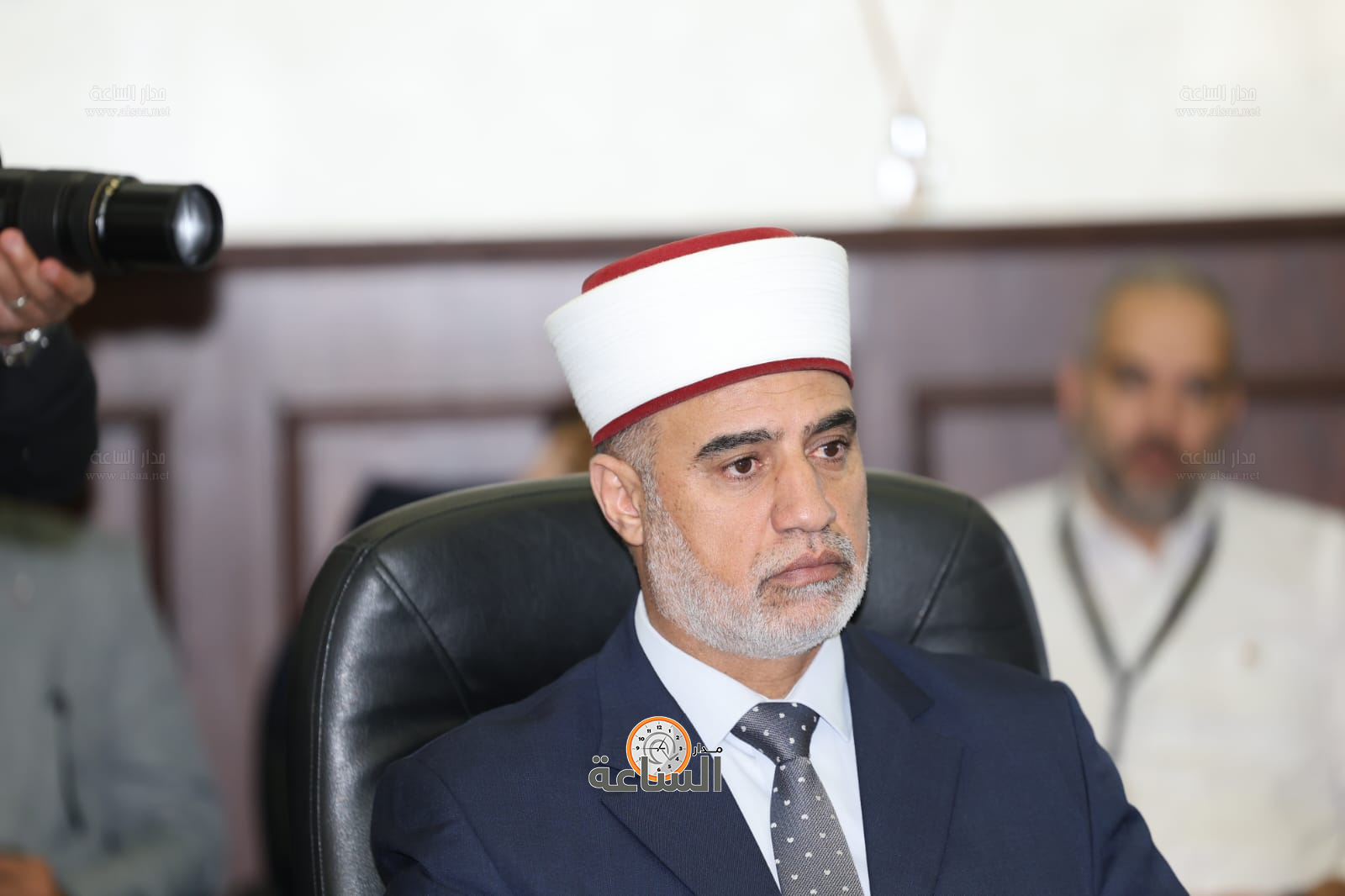 Madar Al-Saa Images 0.5701886724213696