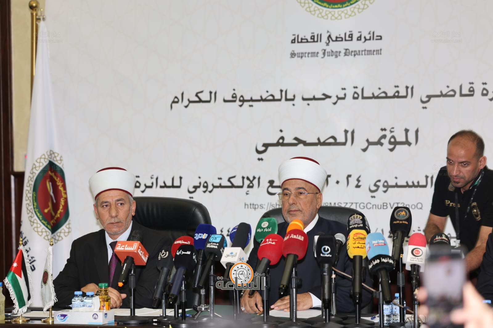 Madar Al-Saa Images 0.4762601616313803