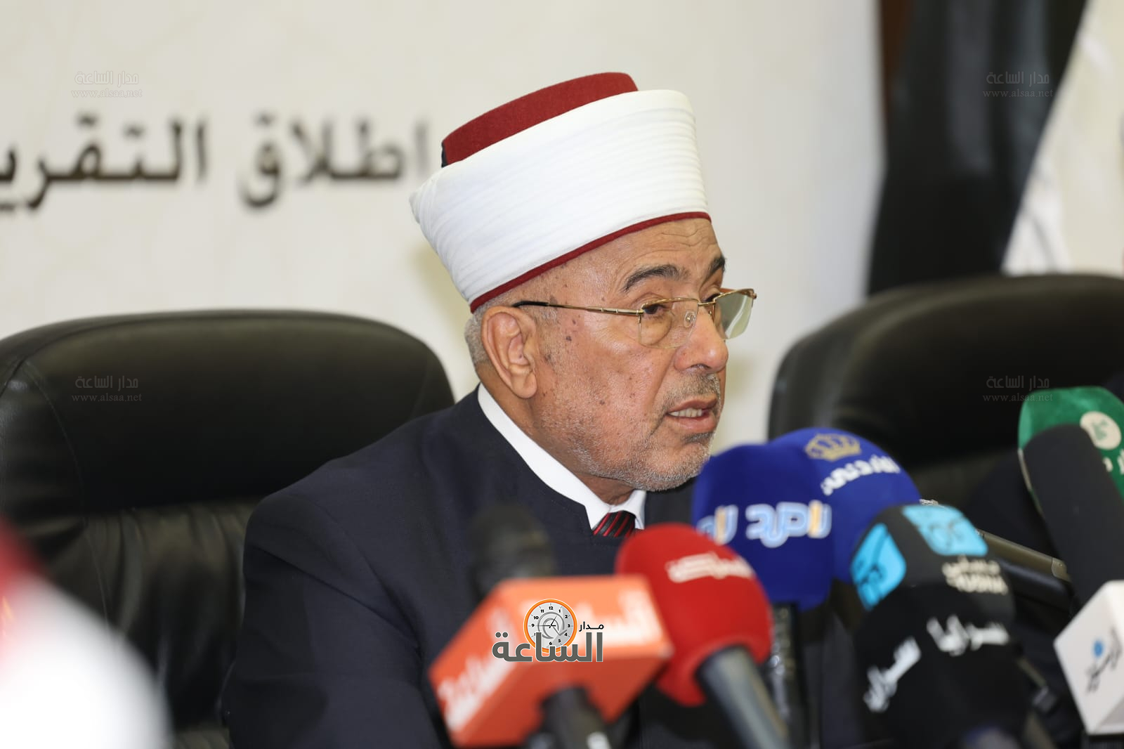 Madar Al-Saa Images 0.14081015305678446