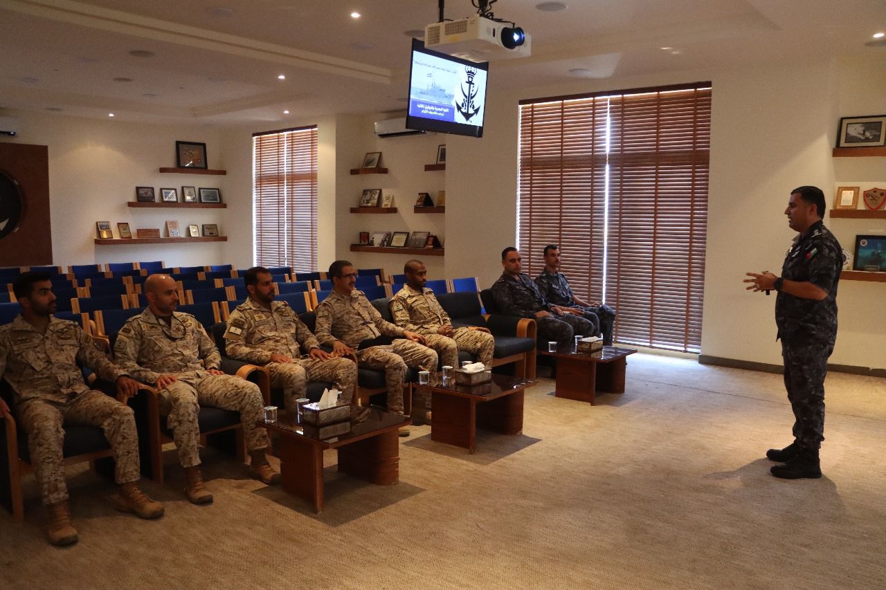 Madar Al-Saa Images 0.5699147066291663