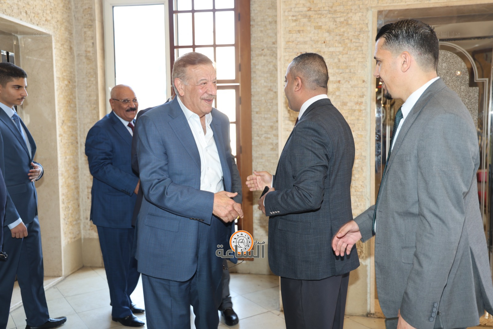 Madar Al-Saa Images 0.7397851592282921