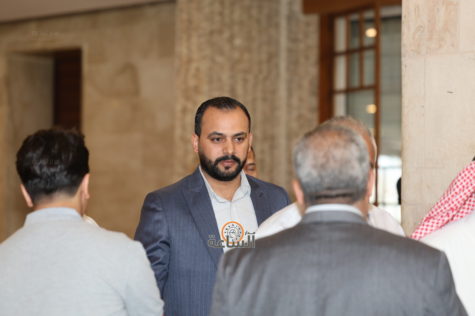 Madar Al-Saa Images 0.6146775613449235