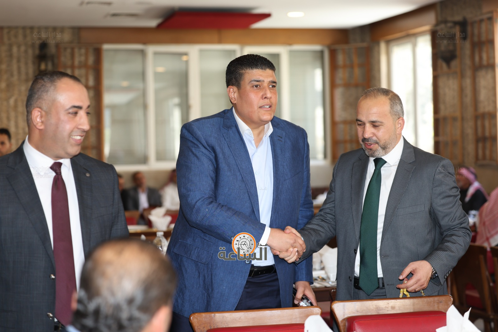 Madar Al-Saa Images 0.9378540368368056