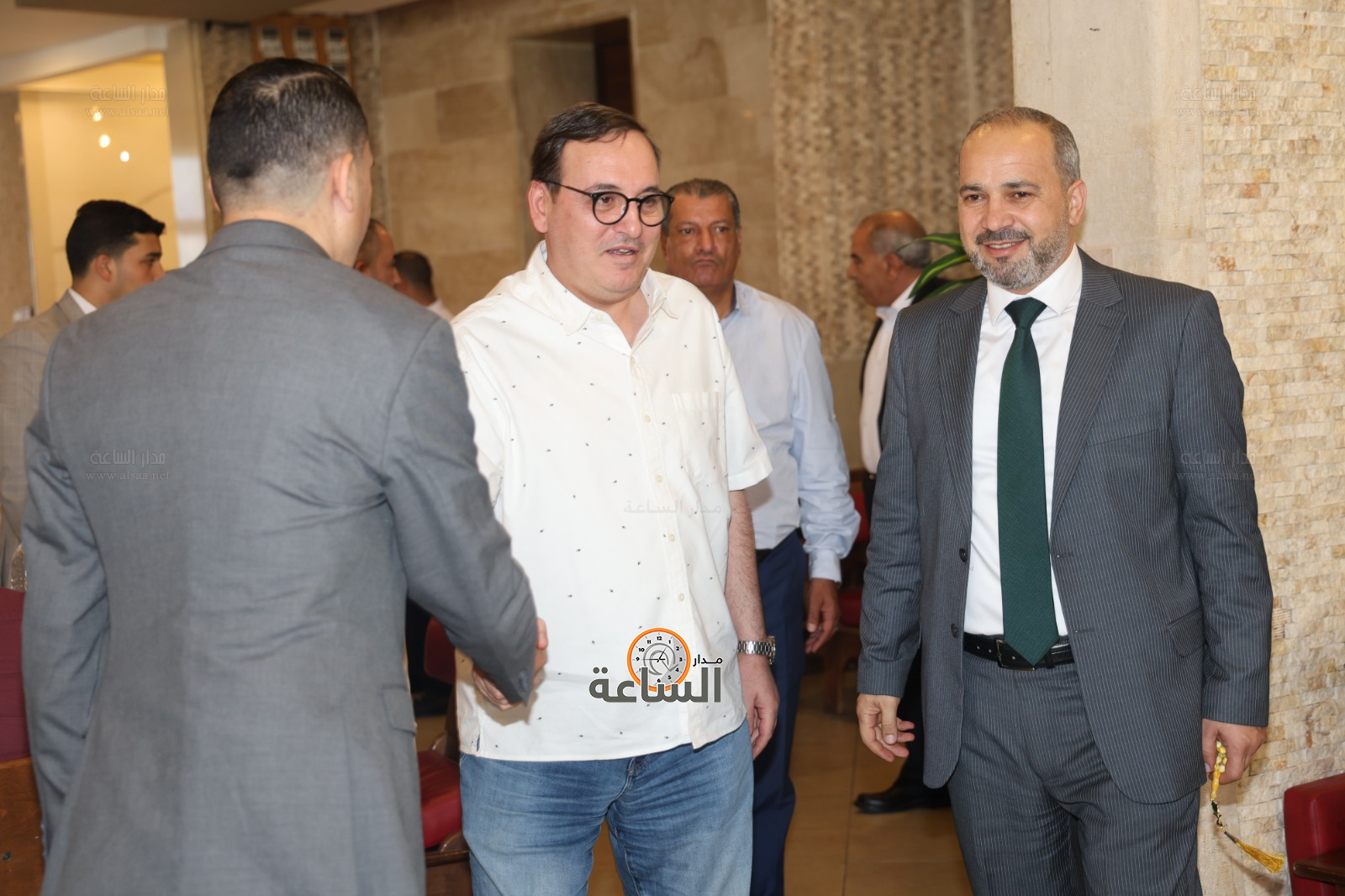 Madar Al-Saa Images 0.7293036008901805