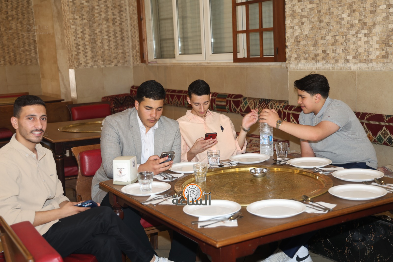 Madar Al-Saa Images 0.7175925802426485