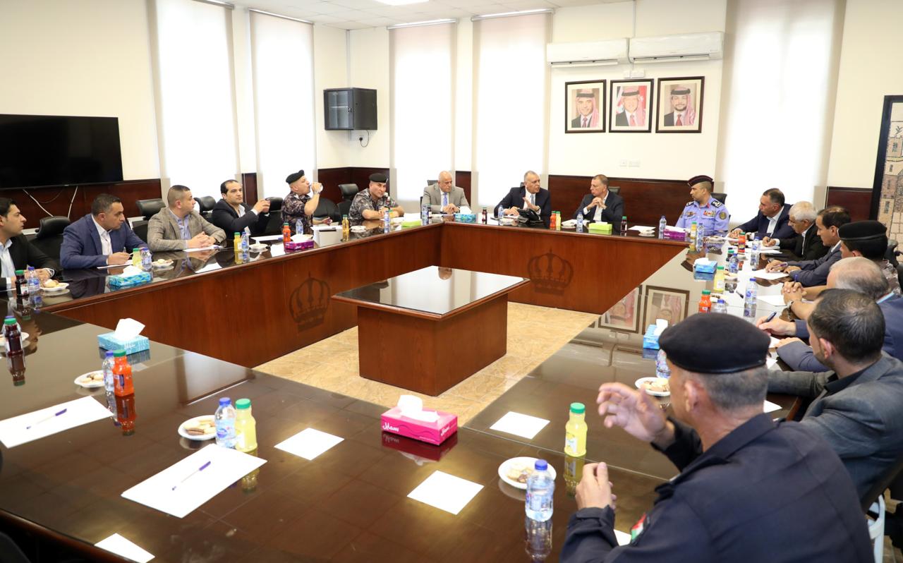 Madar Al-Saa Images 0.9435119846579838