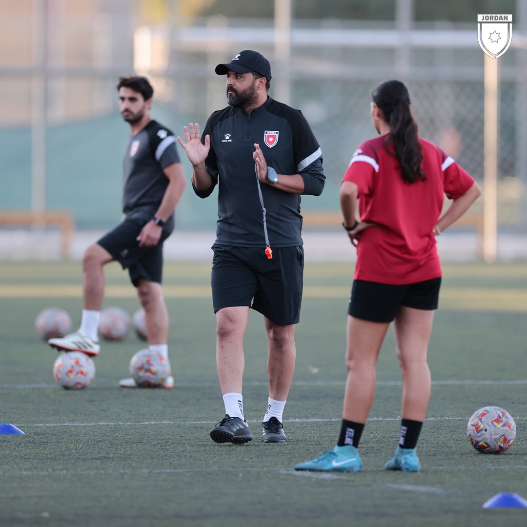 Madar Al-Saa Images 0.07668660486138124