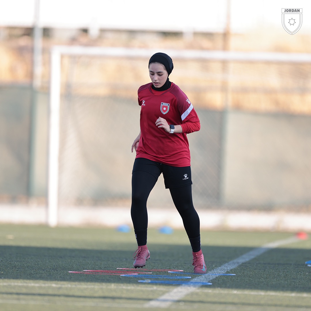 Madar Al-Saa Images 0.37352162920020493