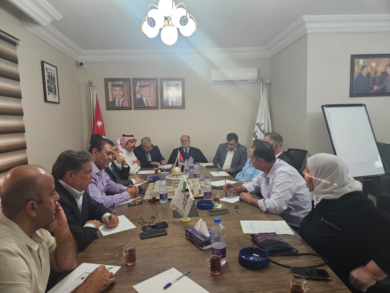 Madar Al-Saa Images 0.3186925687914004