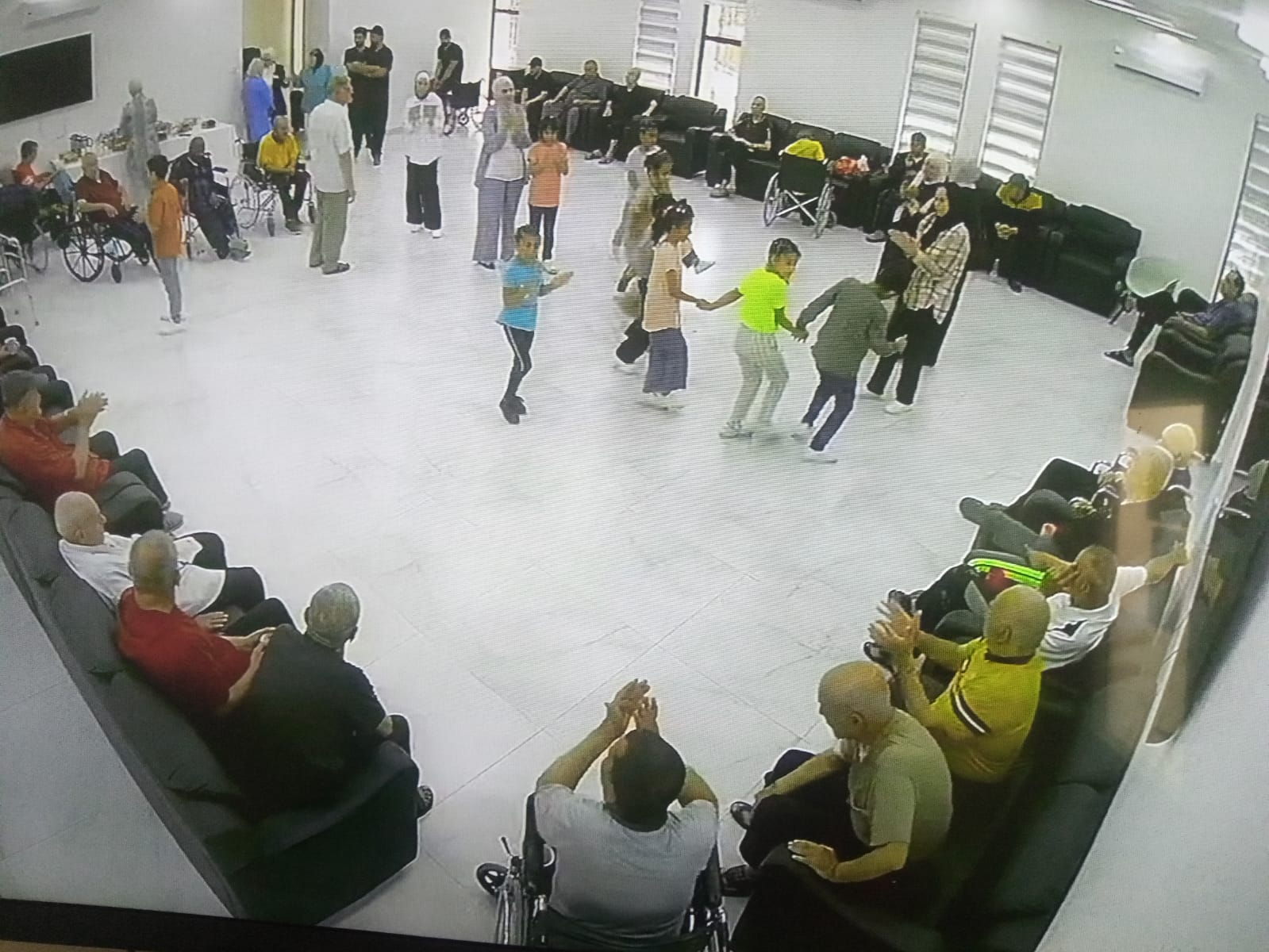 Madar Al-Saa Images 0.0673468176105394