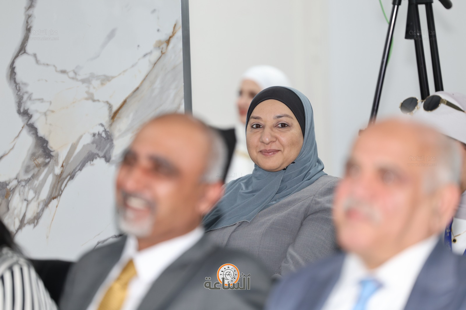 Madar Al-Saa Images 0.6904668527507969