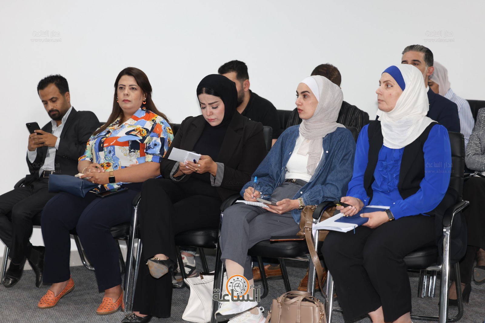 Madar Al-Saa Images 0.5636882411072327