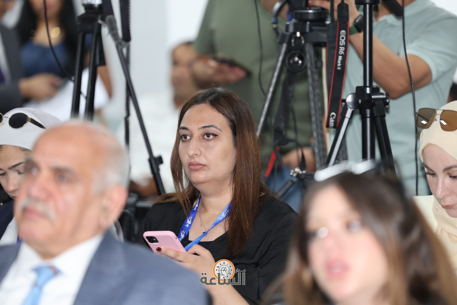 Madar Al-Saa Images 0.4094315535887706