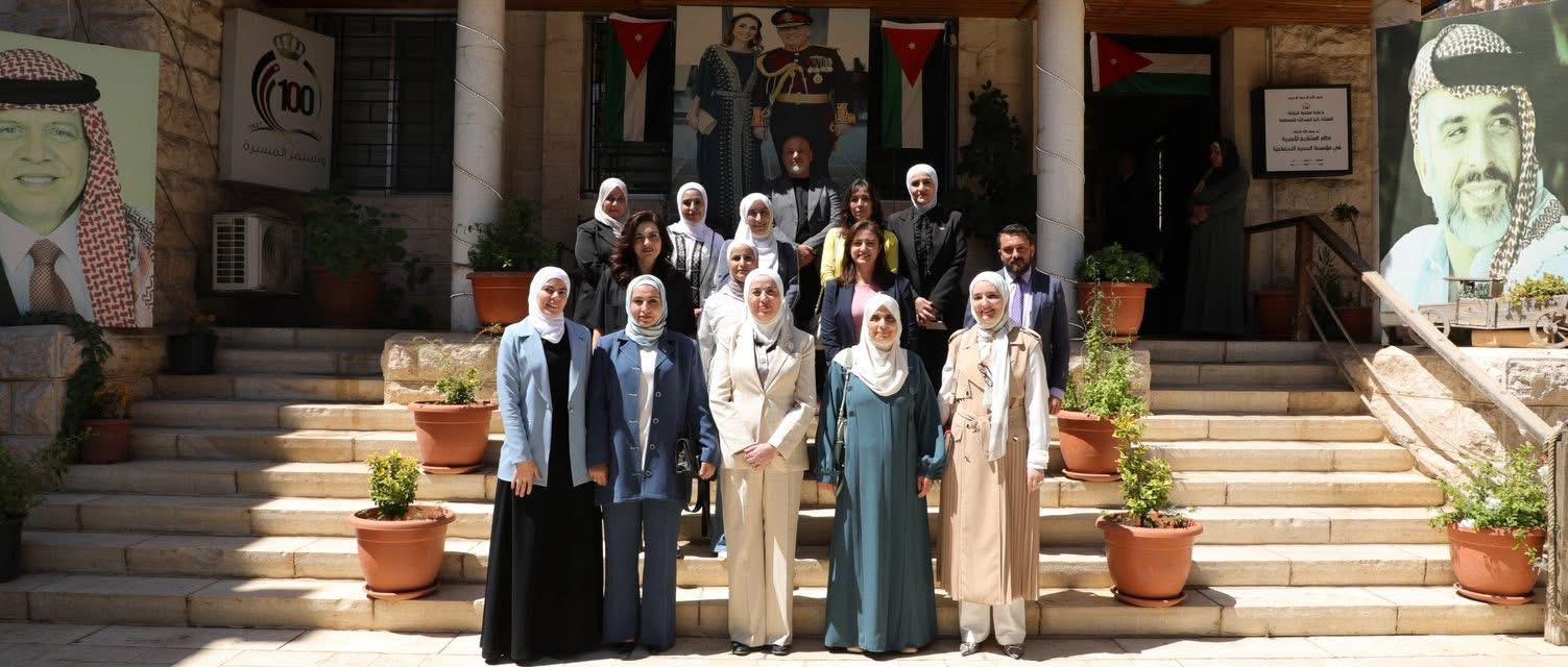 Madar Al-Saa Images 0.6107968303164728