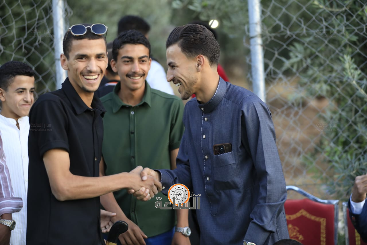 Madar Al-Saa Images 0.6757327235360098