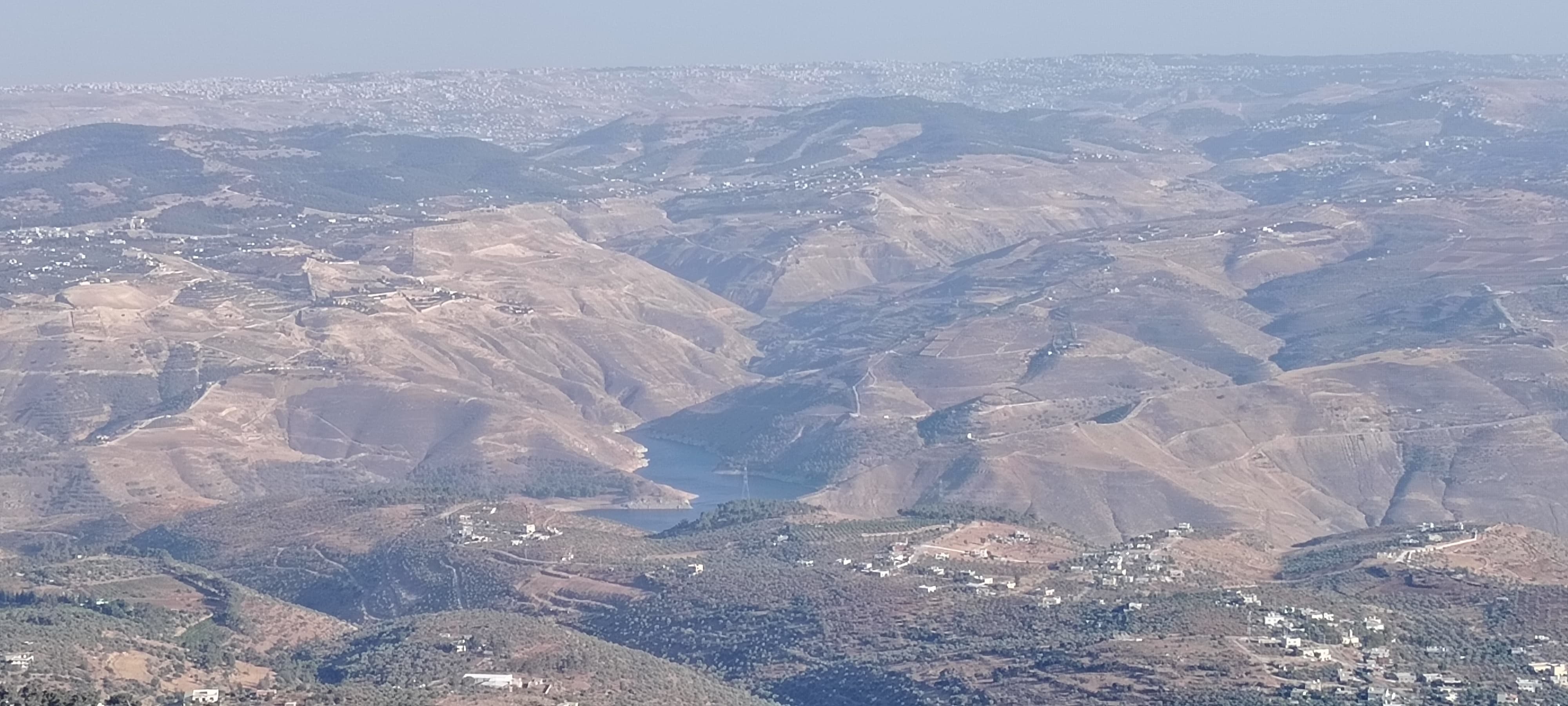 Madar Al-Saa Images 0.650531890410315