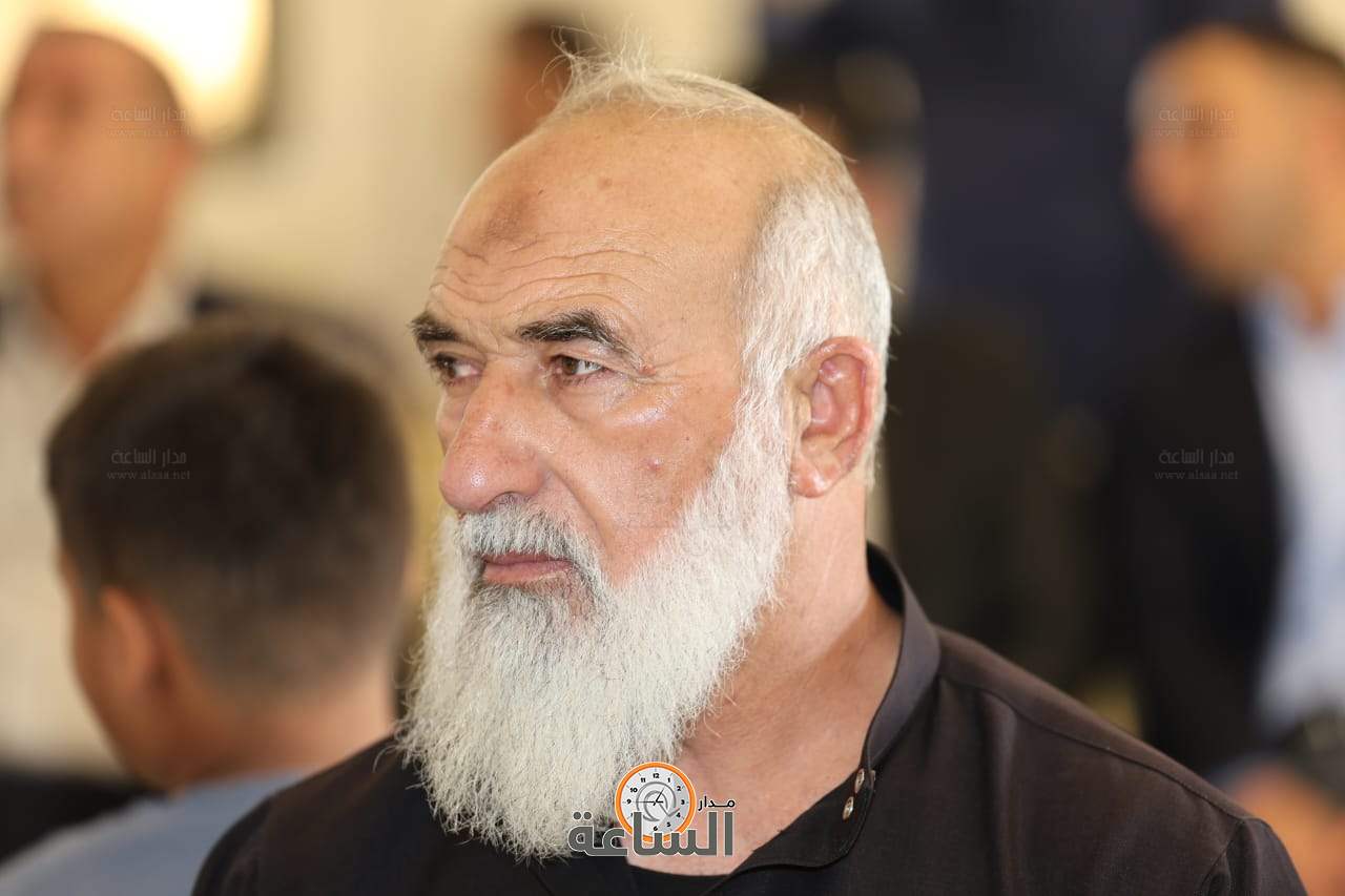 Madar Al-Saa Images 0.6090337645789201