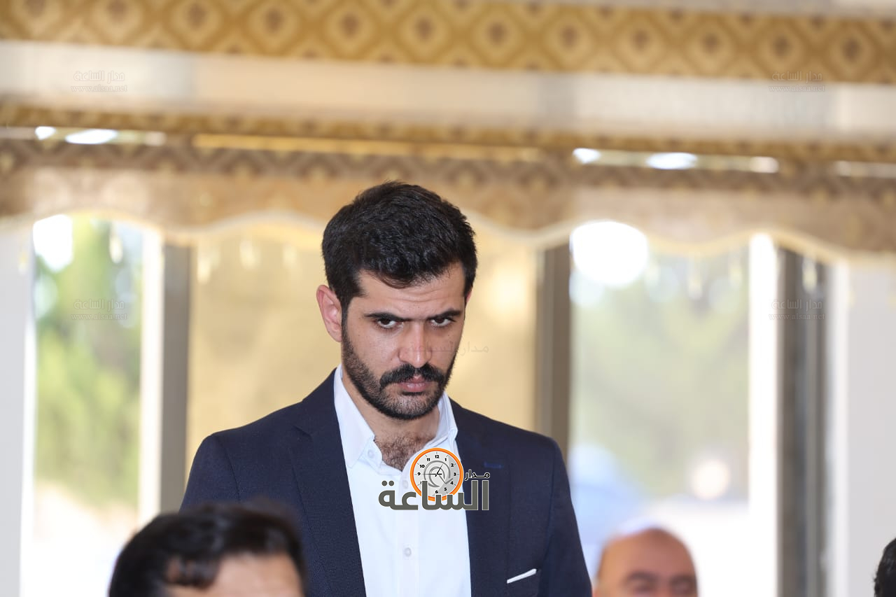 Madar Al-Saa Images 0.7392138715237959