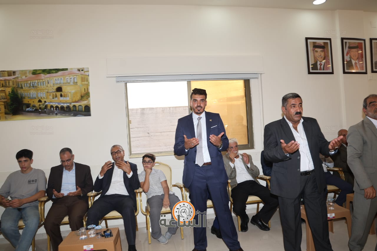 Madar Al-Saa Images 0.647441312362049