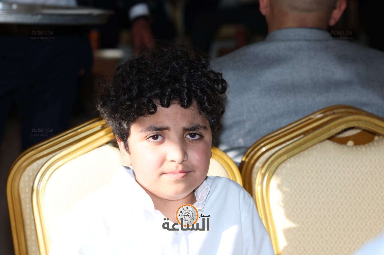 Madar Al-Saa Images 0.8707755023931875