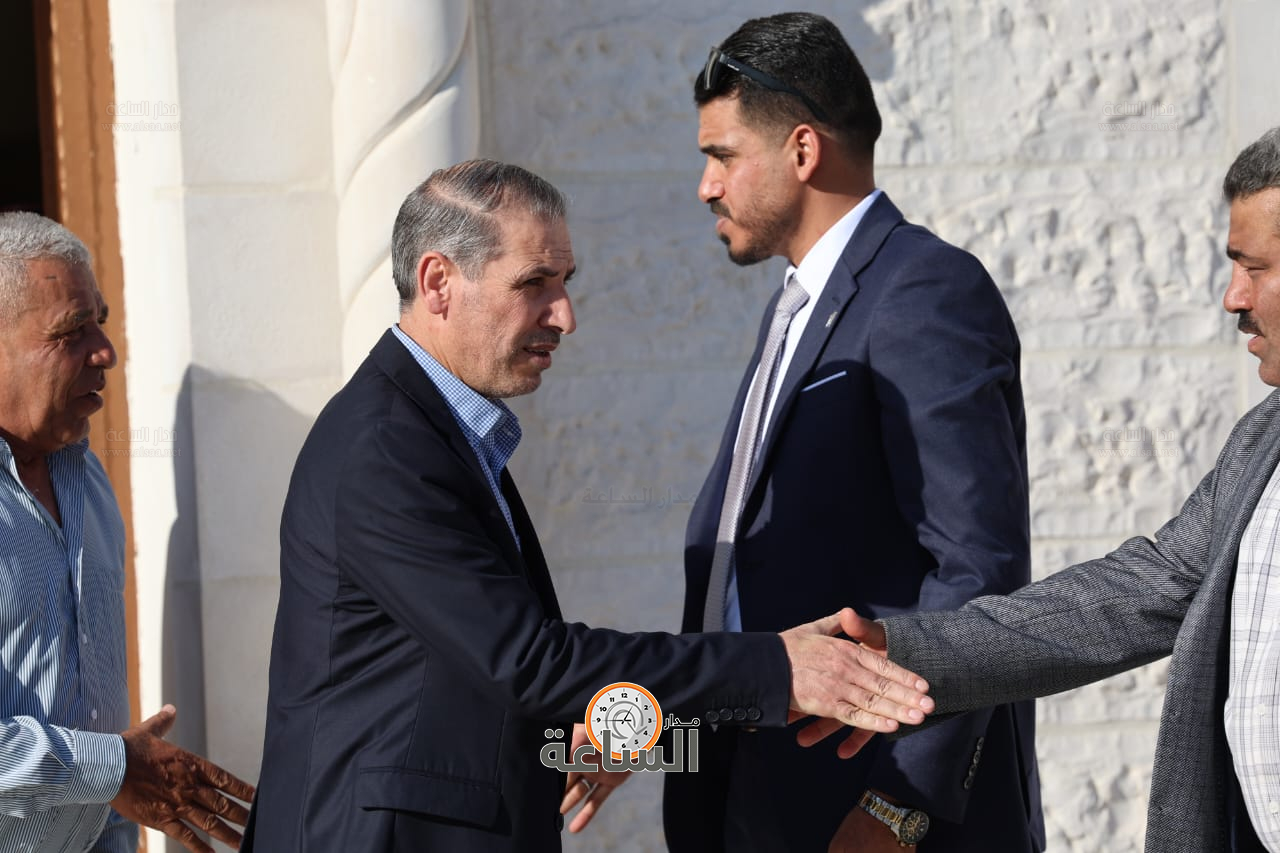 Madar Al-Saa Images 0.39553358001685557