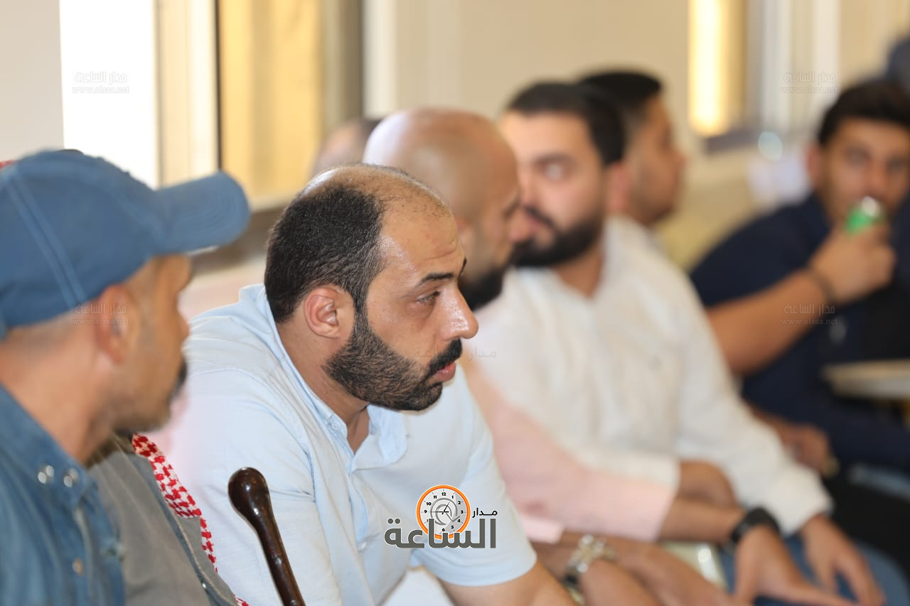 Madar Al-Saa Images 0.38138265190368004