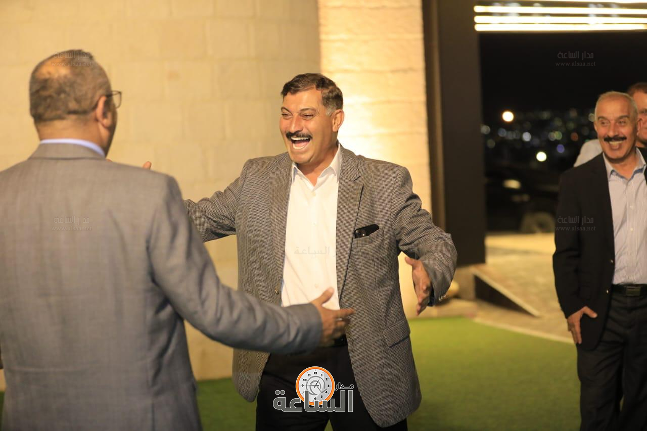 Madar Al-Saa Images 0.9967697943749332